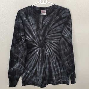 Gray and black tie-dyed shirt